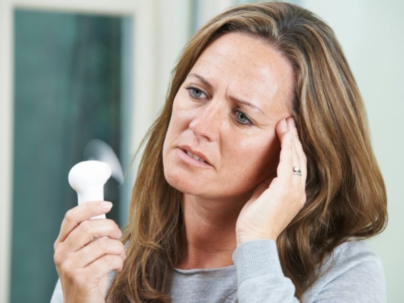 Tips para combatir los síntomas de la menopausia Tips-para-combatir-los-s¡ntomas-de-la-menopausia- 