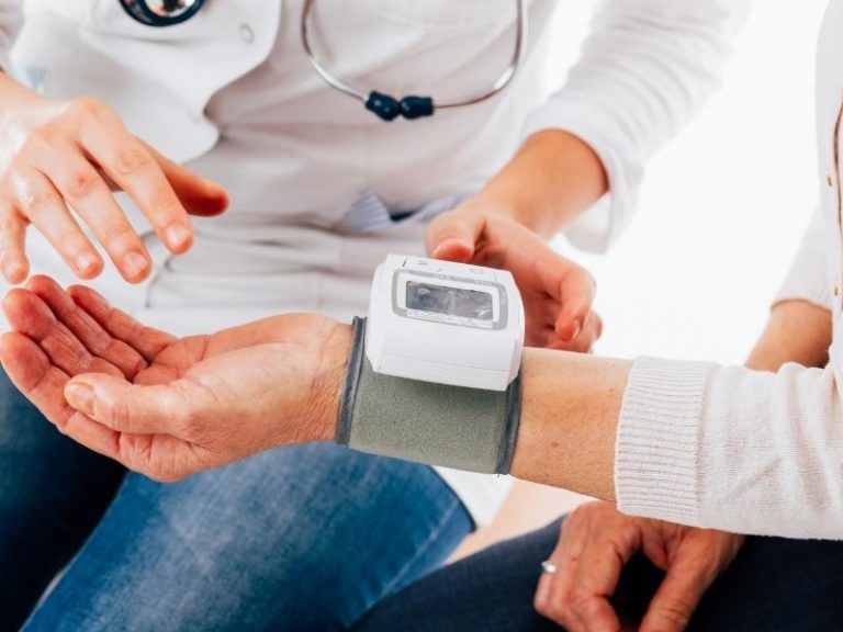 ¿Cuánto es lo normal de la tensión alta y baja?